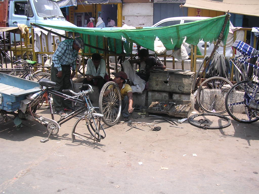 Officina riparazione bici